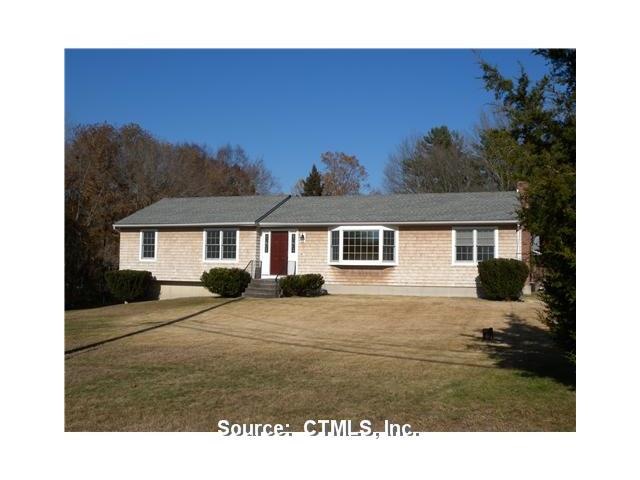 463 Clearbrook Rd, Orange, CT 06477 - photo 1