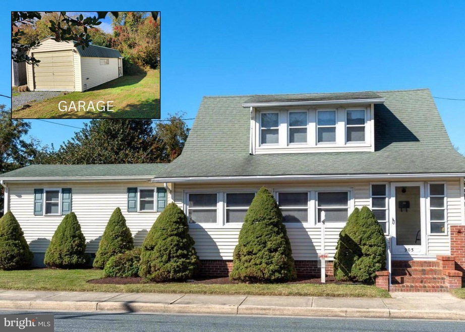 903 Peachblossom Ave, Cambridge, MD 21613 - photo 1