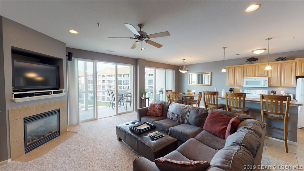 Spacious open floor plan with on trend color palet
