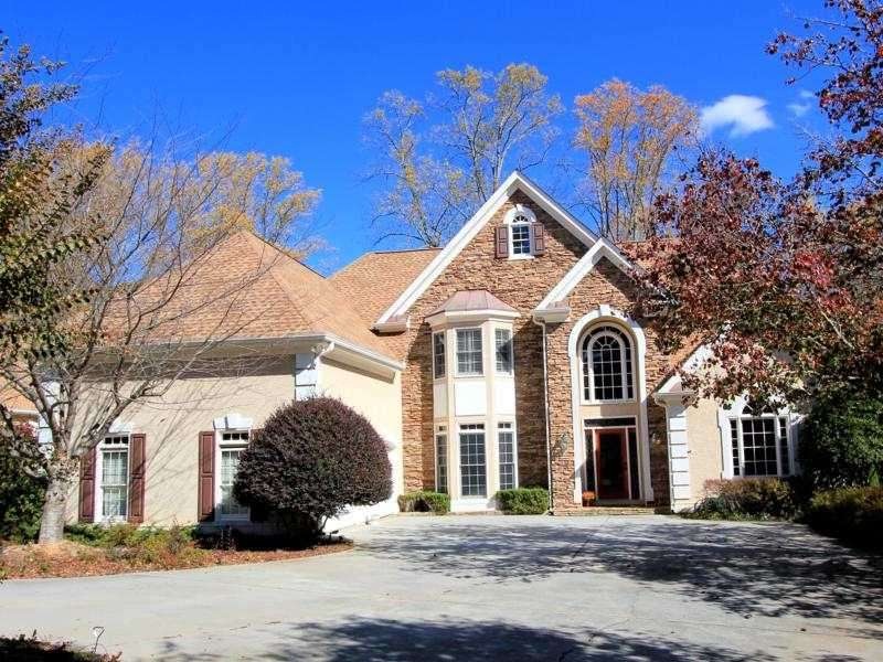 Exterior Front. Beautiful Hard Coat Stucco with si