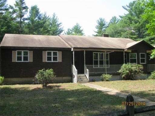 52 West St, Carver, MA 02330 - photo 1