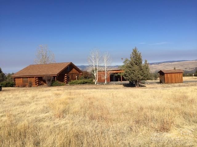 61271 Marysville Ln, Canyon City, OR 97820 - photo 1