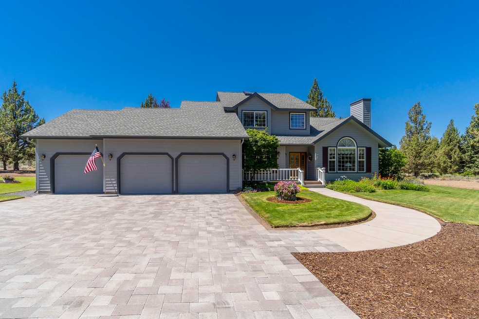 23308 Chisholm Trail, Bend, OR 97702 - photo 1