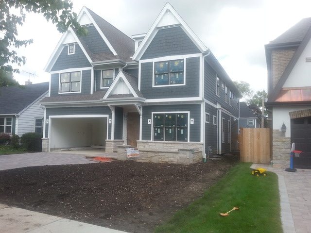 554 W Gladys Ave, Elmhurst, IL 60126 - photo 1