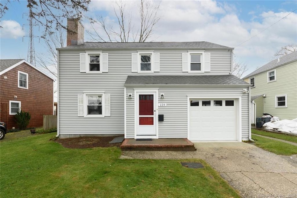 159 Hollow Tree Ridge Rd, Darien, CT 06820 - photo 1