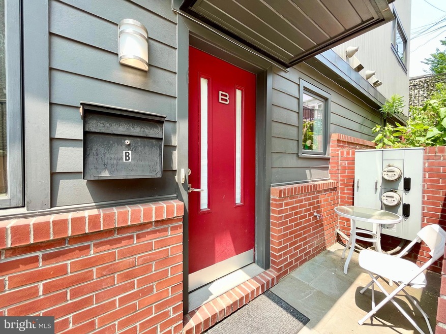 717 Hobart Place NW unit B, Washington, DC 20001 - photo 1