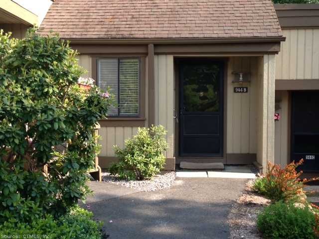 944 Heritage Village unit 944B, Southbury, CT 06488 - photo 1