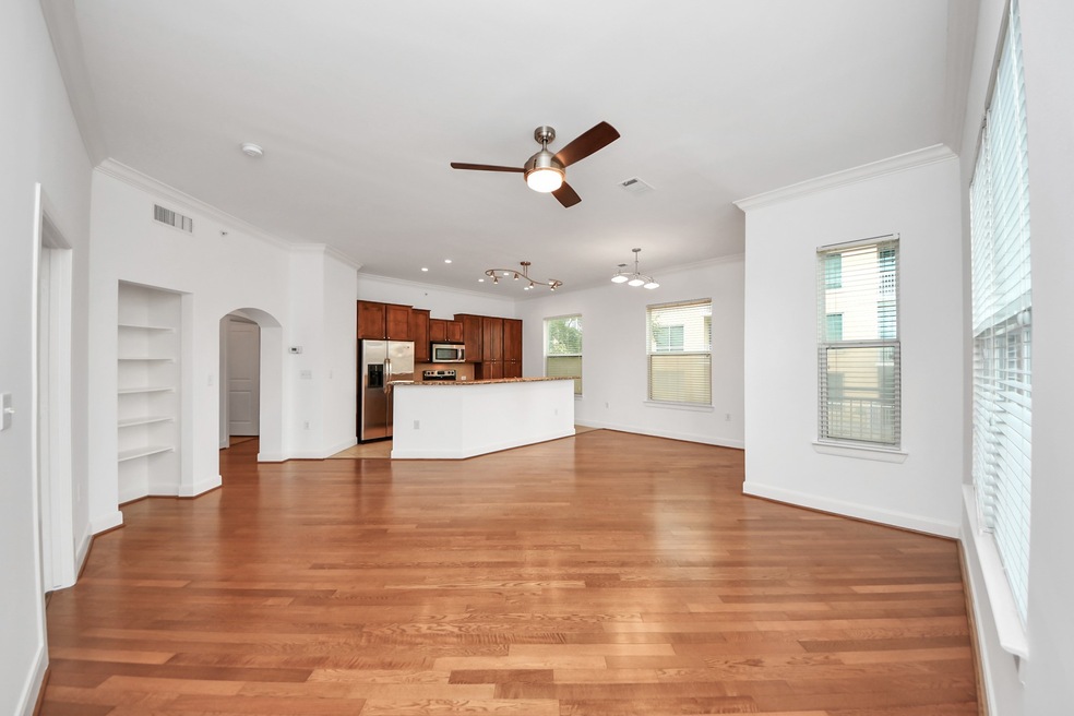Piedmont at River Oaks unit 25, Houston, TX 77019 - photo 1