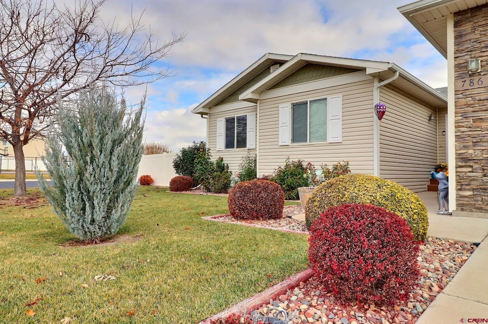 786 Dutton St, Delta, CO 81416 - photo 1