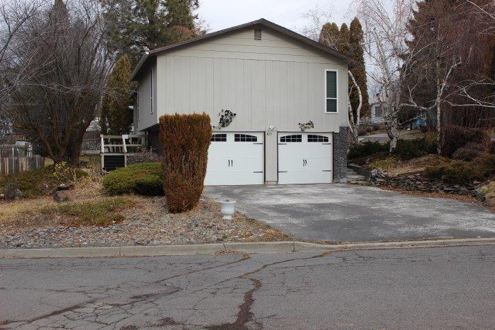 521 Addison St, Klamath Falls, OR 97601 - photo 1