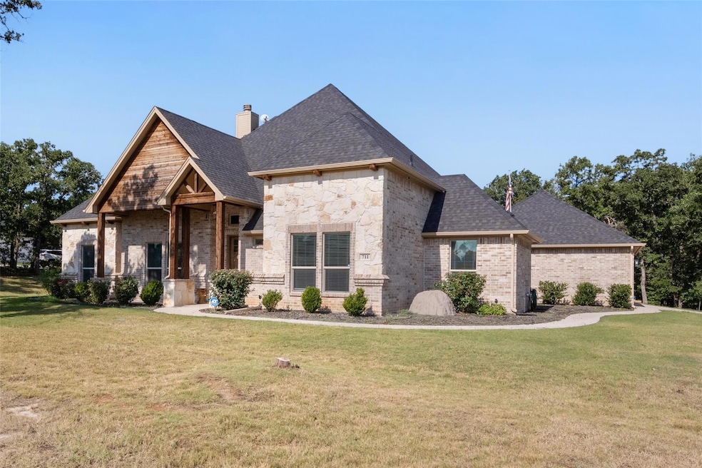 711 Hidden Branch Ln, Azle, TX 76020 - photo 1