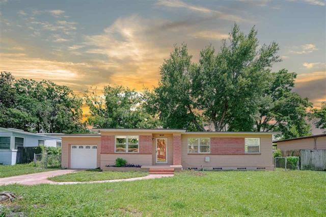 6154 Autlan Dr, Jacksonville, FL 32210 - photo 1