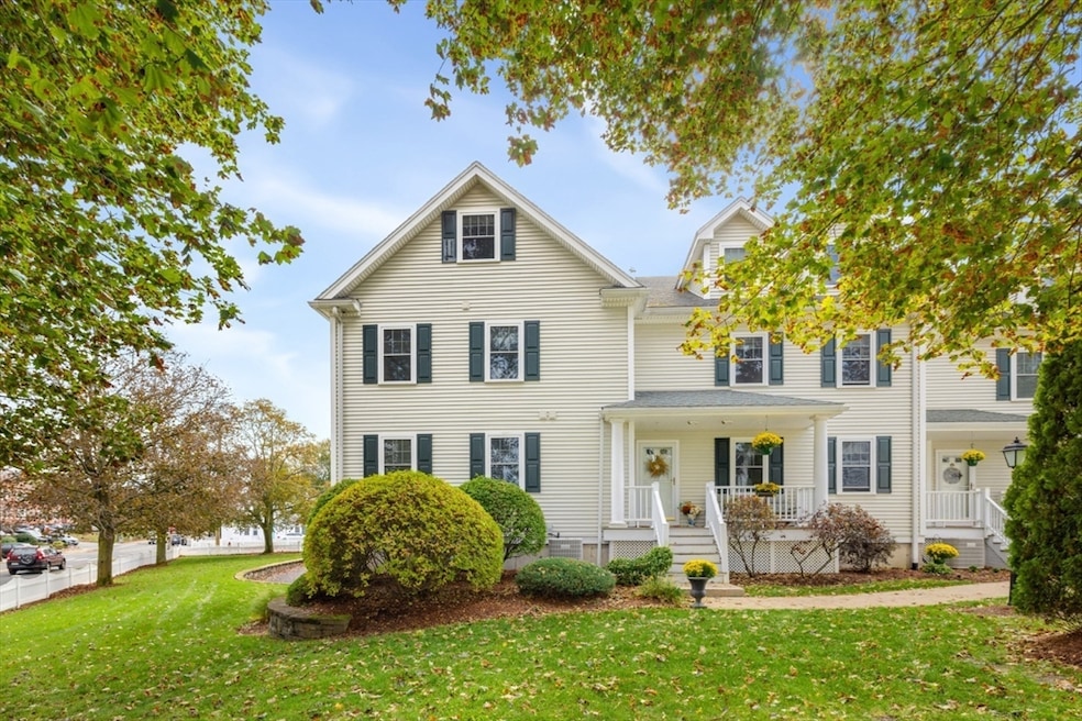 10 Pomeworth St unit H, Stoneham, MA 02180 - photo 1