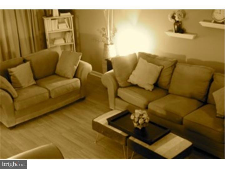 111 Garnet Dr unit B, Burlington, NJ 08016 - photo 1