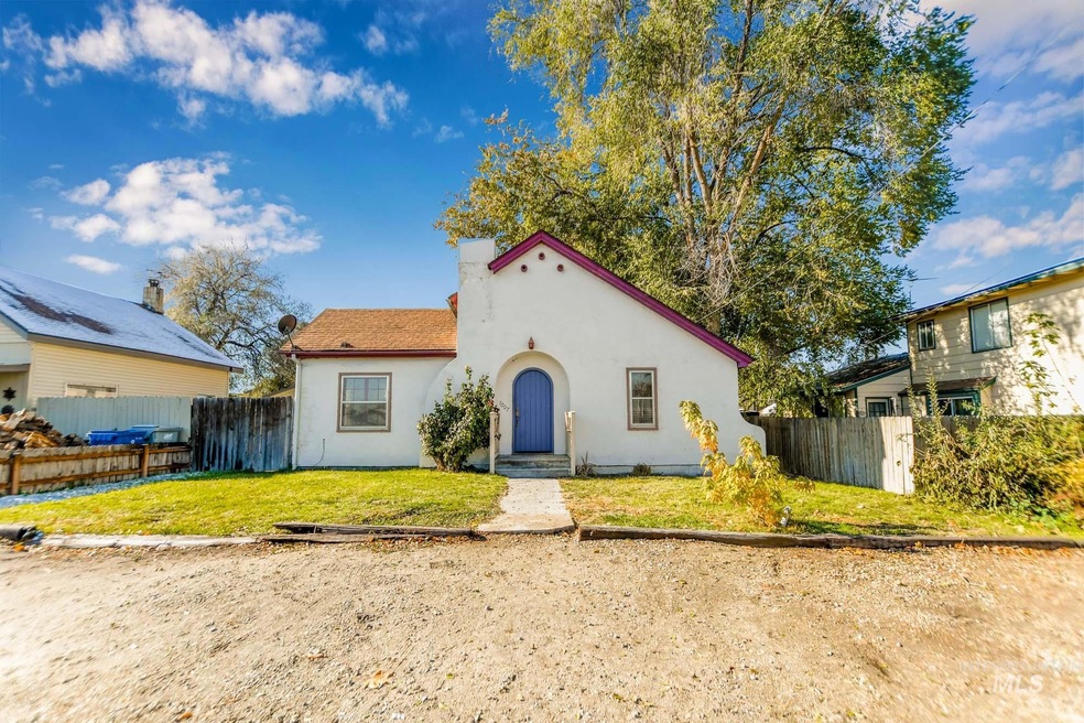 1007 S Ivy St, Nampa, ID 83686 - photo 1