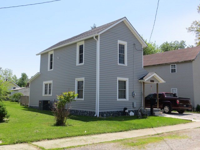 556 Toledo Ave, Marion, OH 43302 - photo 1