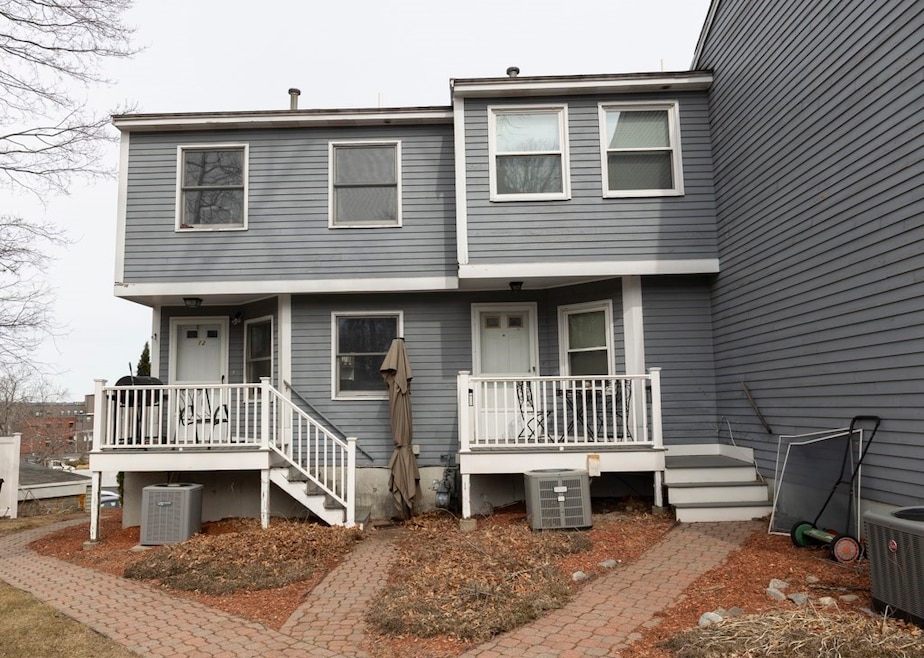 113 School St unit 12, Lowell, MA 01854 - photo 1