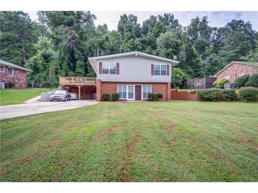 1704 Nottingham Dr, Gainesville, GA 30501 - photo 1