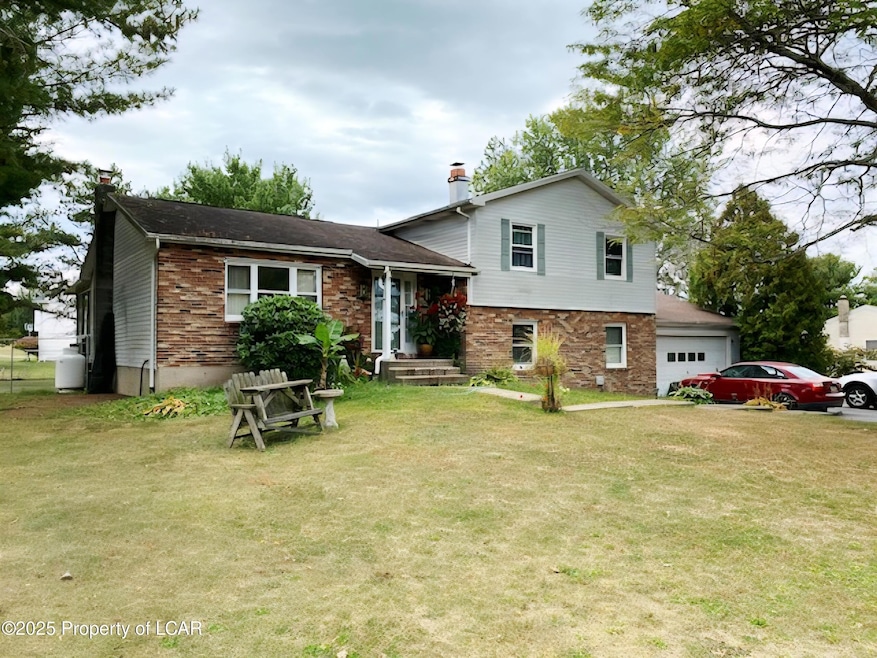 117 Side Hill Ct, Sugarloaf, PA 18249 - photo 1