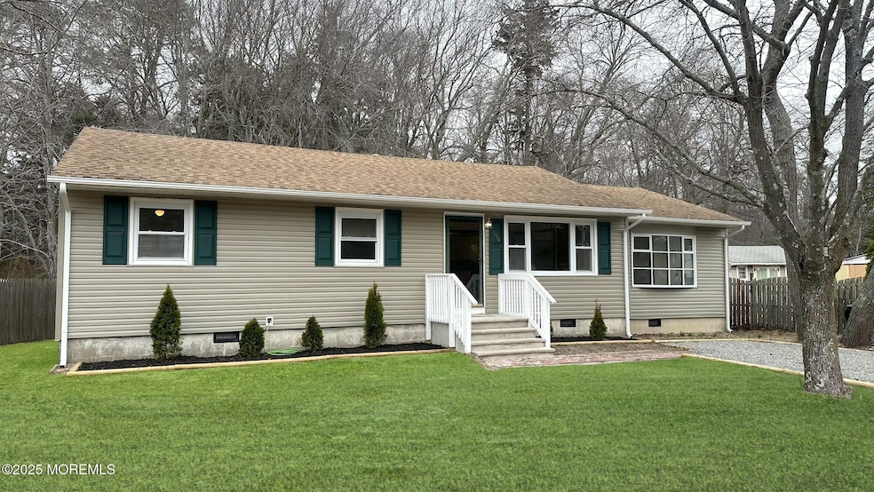 504 Clairmore