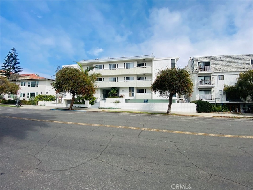 For Rent $2,995/month • Co-Listing Agent
