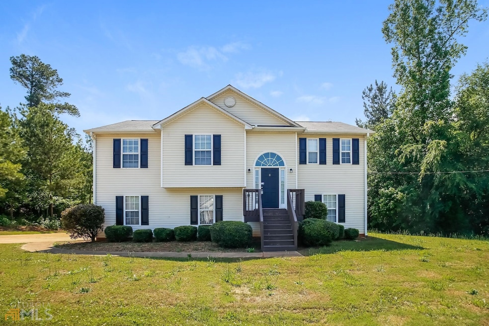 115 Hunters Trace, Covington, GA 30014 - photo 1