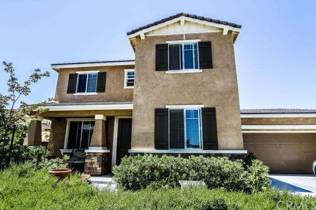 Great Curb Appeal - End of the Cul-de-Sac