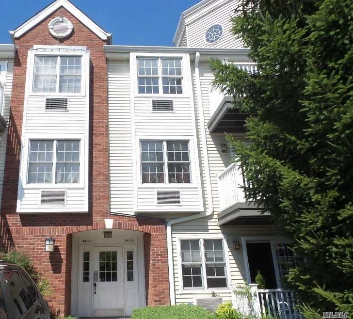 94-56 Magnolia Ct unit 3B, Ozone Park, NY 11417 - photo 1