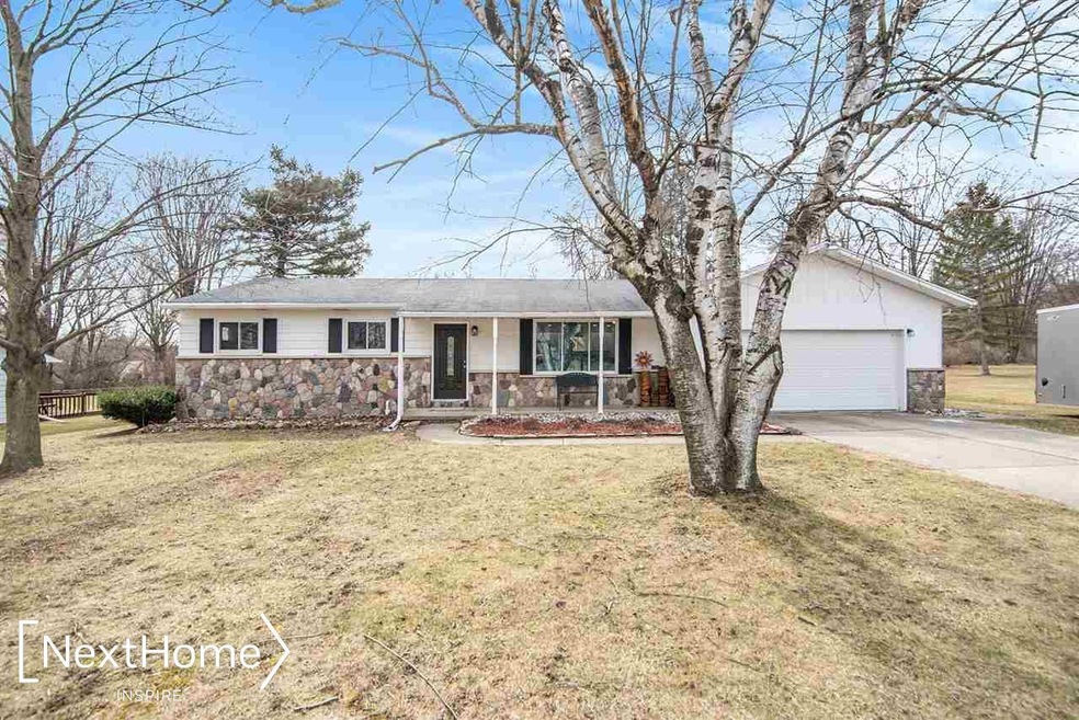 9461 Coldwater Rd, Flushing, MI 48433 - photo 1