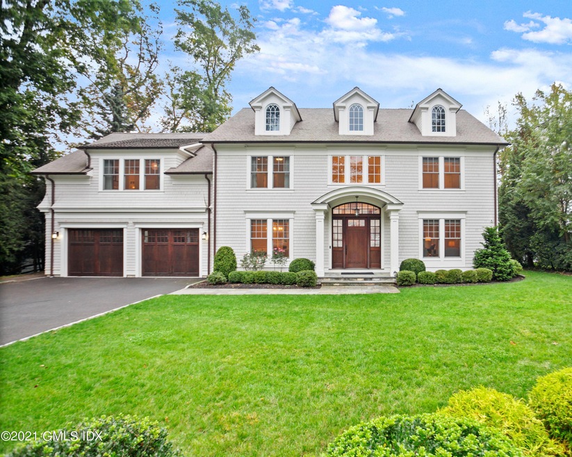 48 Winthrop Dr, Riverside, CT 06878 - photo 1