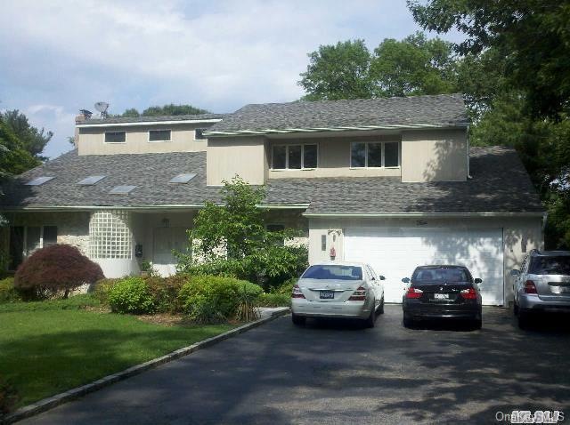 4 Cross Ln, Glen Head, NY 11545 - photo 1