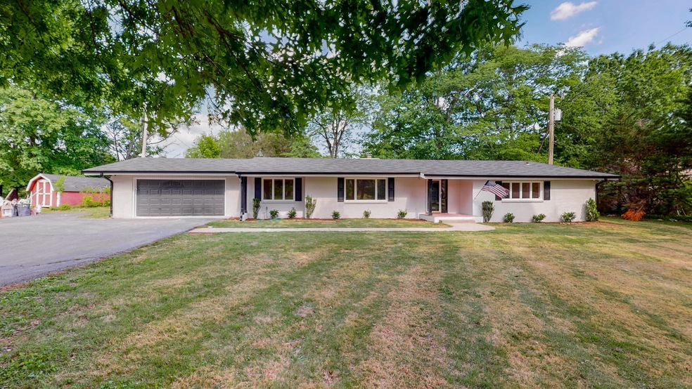 611 Kingree Rd, Shelbyville, TN 37160 - photo 1