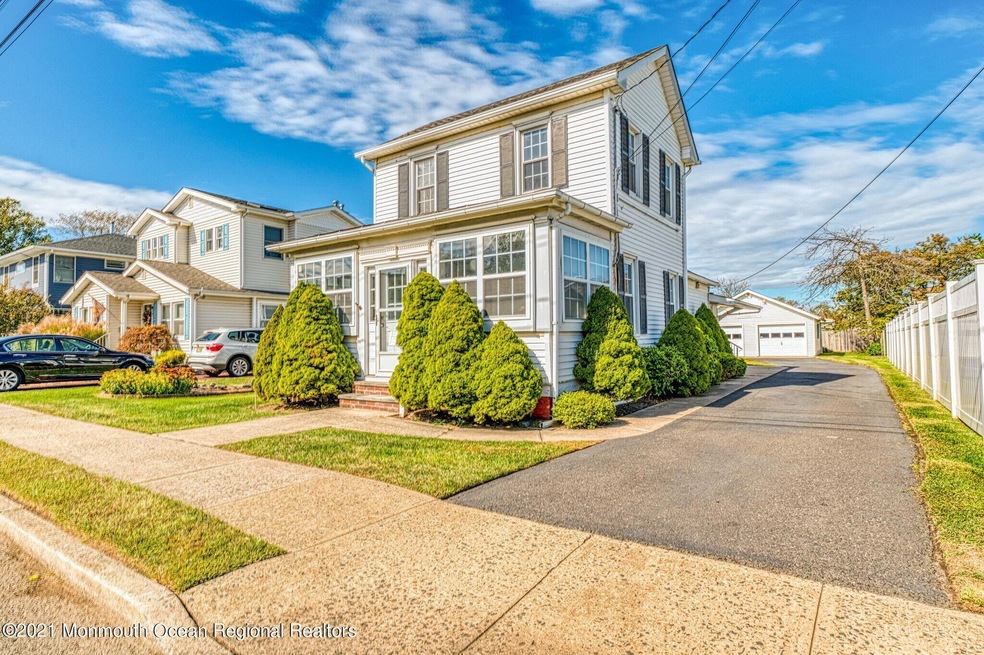 37 White Street