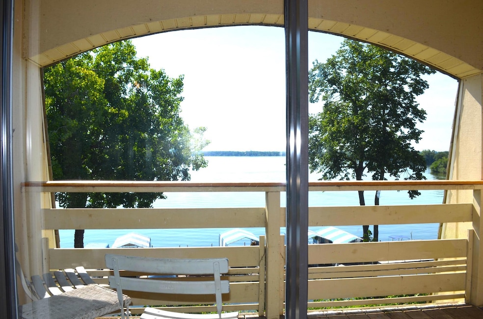 4379 Wilshire Blvd unit 309, Mound, MN 55364 - photo 1