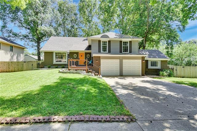 11413 W 71st St, Shawnee, KS 66203 - photo 1