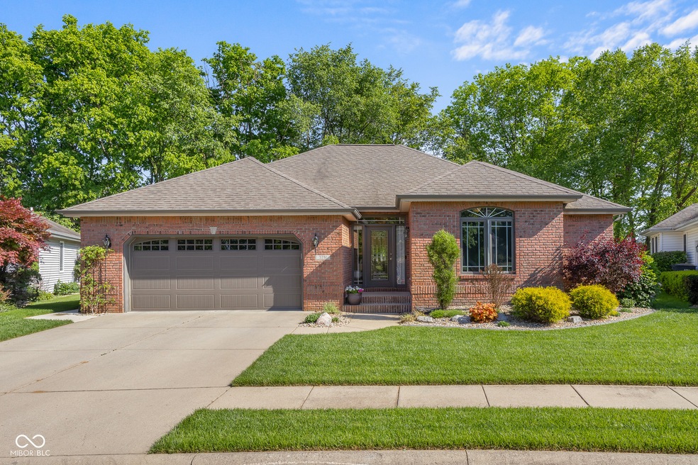 3781 S Station Dr, Columbus, IN 47203 - photo 1