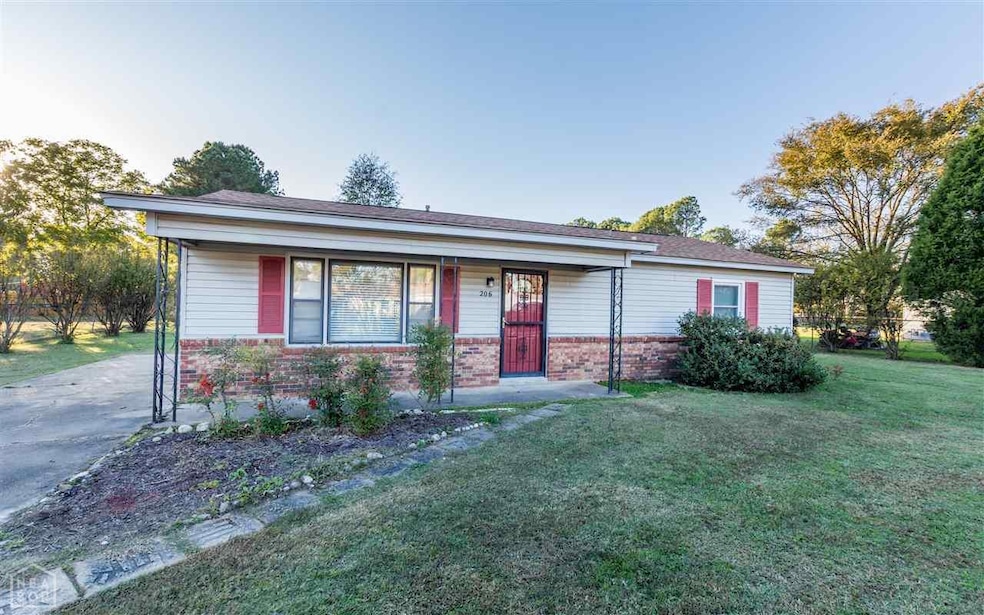 206 Maurita St, Jonesboro, AR 72401 - photo 1