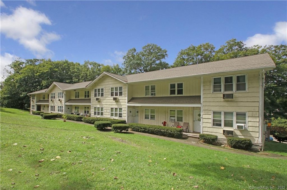 87 Juniper Rd unit 87, Bethel, CT 06801 - photo 1