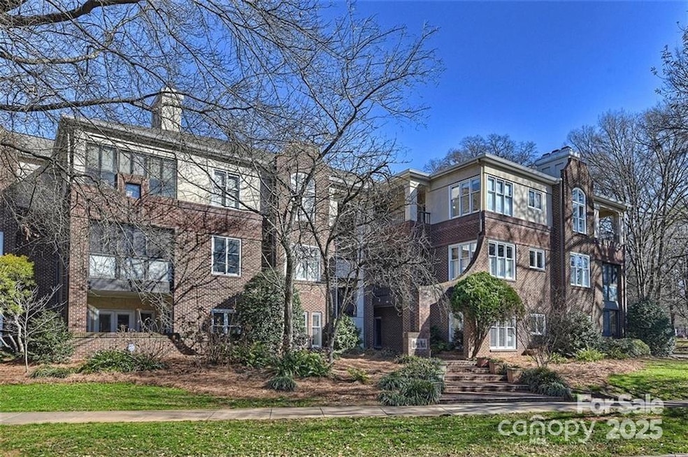 Welcome to 325 Queens Road!