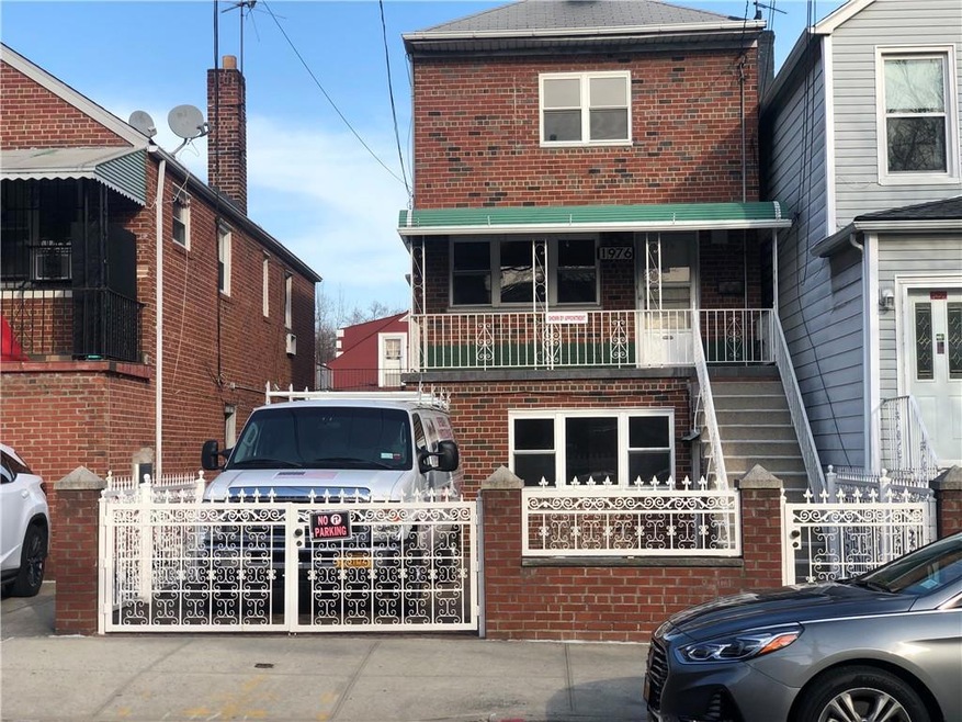 1976 Matthews Ave, Bronx, NY 10462 - photo 1