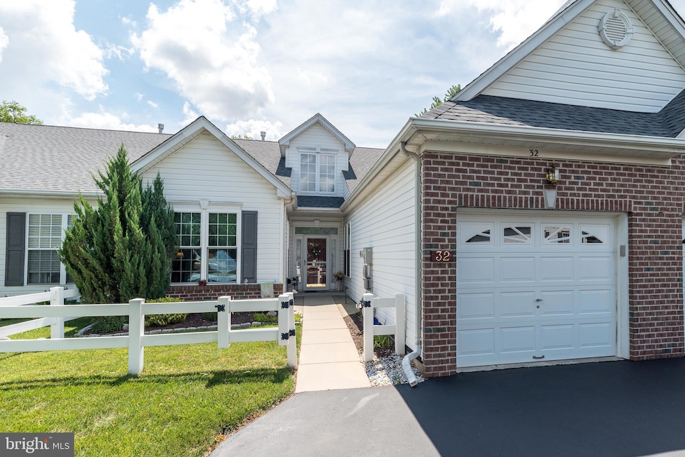 32 Newbury Way unit 41, Lansdale, PA 19446 - photo 1