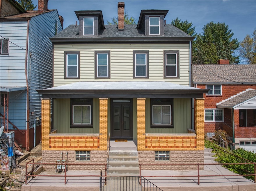 1216 Yetta Ave unit B, Pittsburgh, PA 15212 - photo 1