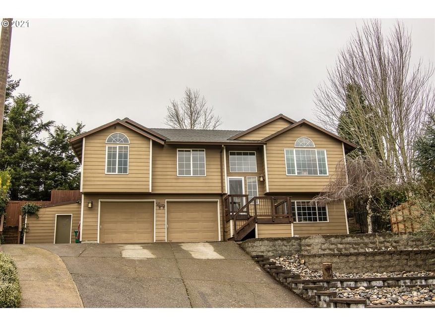 427 SW 30th Ct, Troutdale, OR 97060 - photo 1