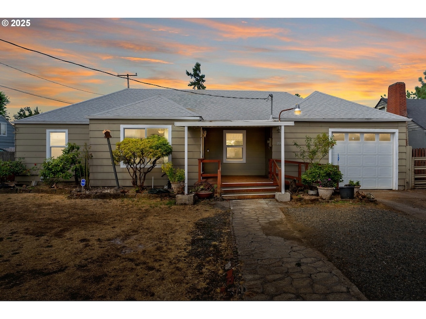 For Sale $399,900 • Co-Listing Agent