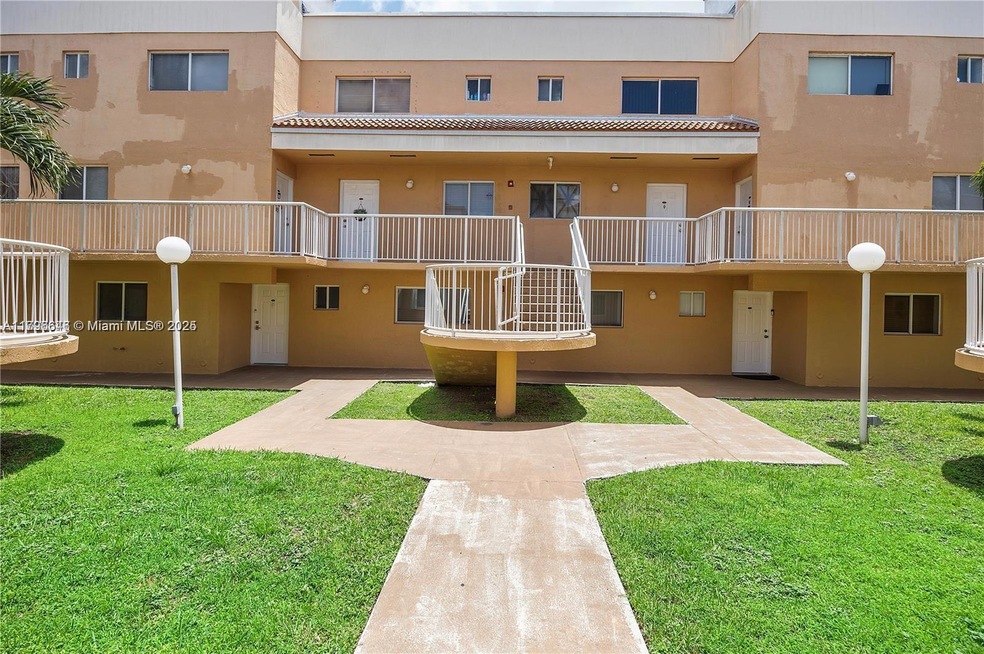 14909 SW 80th St unit 218, Miami, FL 33193 - photo 1