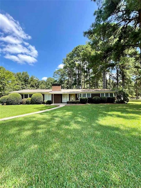 3202 Robin Ln, Texarkana, TX 75503 - photo 1