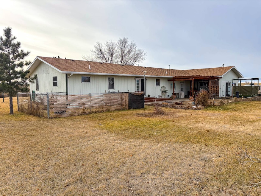 12 W Hanson Rd, Glasgow, MT 59230 - photo 1