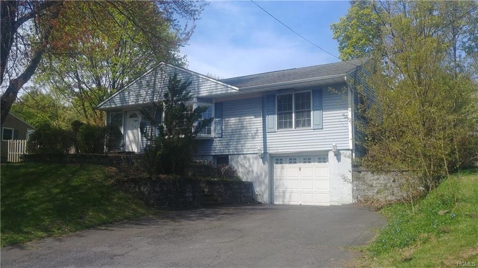8 Hob St, Newburgh, NY 12550 - photo 1