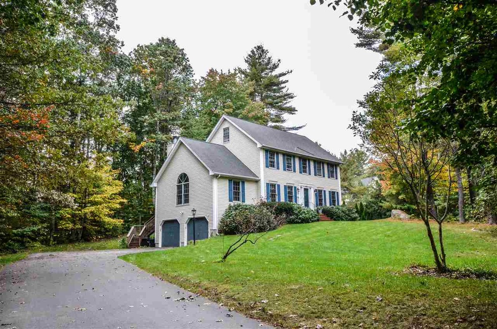 95 Gage Girls Rd, Bedford, NH 03110 - photo 1