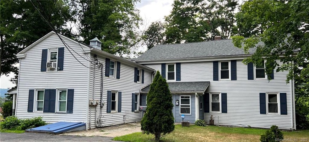 551 N Main St unit 2, Naugatuck, CT 06770 - photo 1